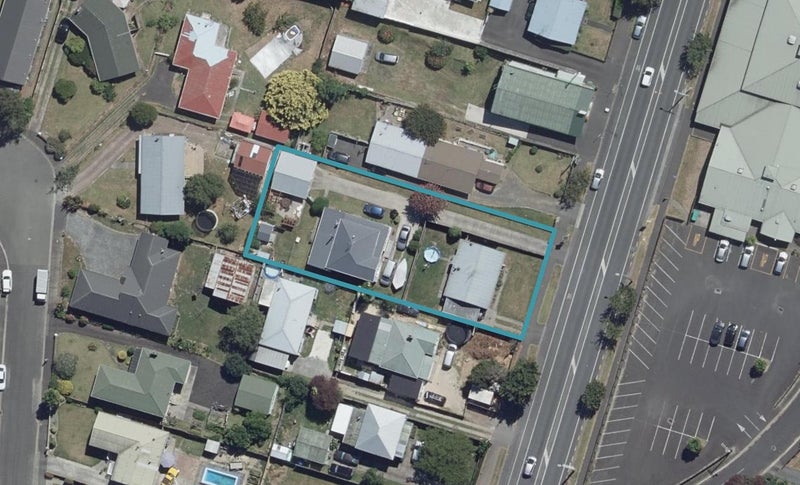 90 Rifle Range Road, Dinsdale, Hamilton - Carousel 1