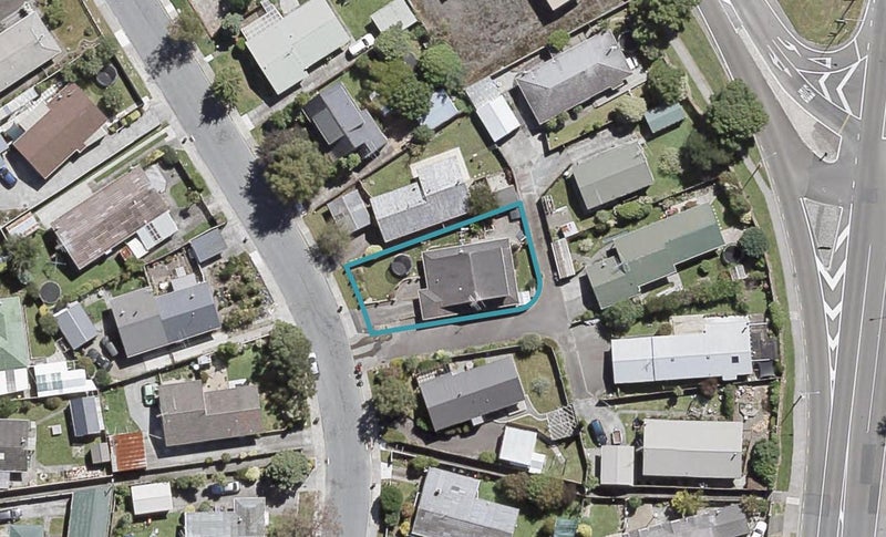 34 Shanly Street, Brown Owl, Upper Hutt - Carousel 1