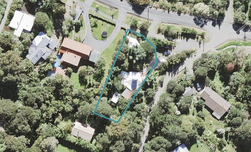22 Mountain Road, Henderson Valley, Auckland - Carousel 1
