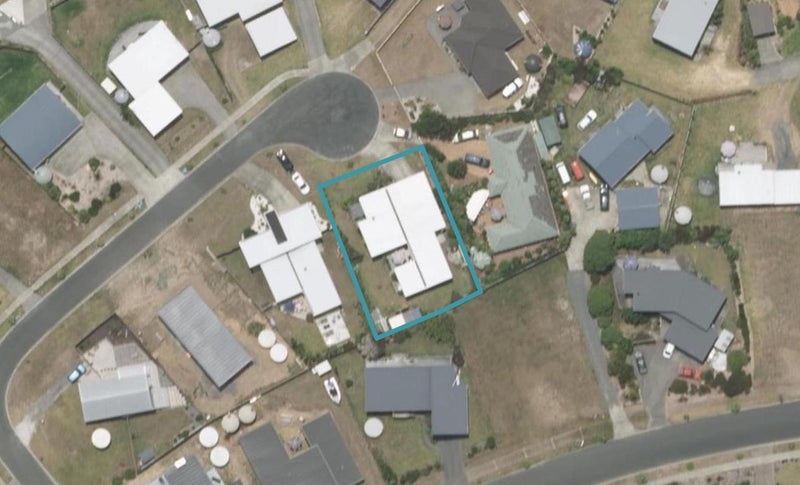 10 Spinifex Road, Mangawhai Heads, Mangawhai - Carousel 1