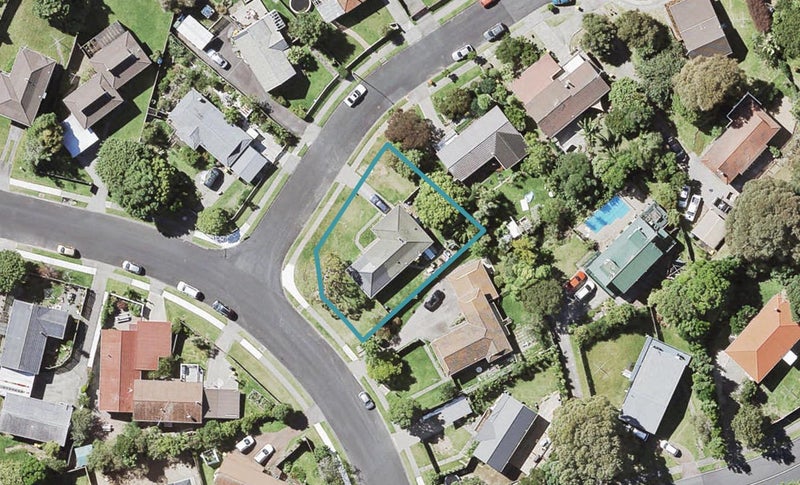 2 Mistletoe Place, Browns Bay, Auckland - Carousel 1