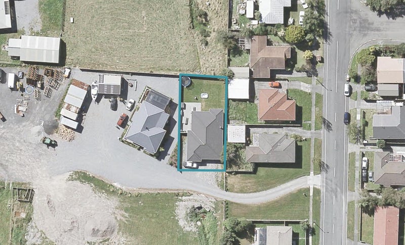 2/337 Wellington Road, Wainuiomata, Lower Hutt - Carousel 1