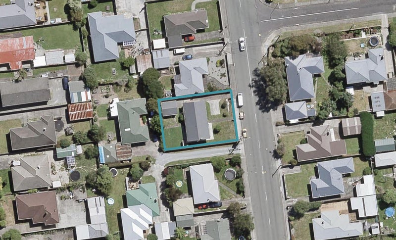 39 Totara Park Road, Clouston Park, Upper Hutt - Carousel 1