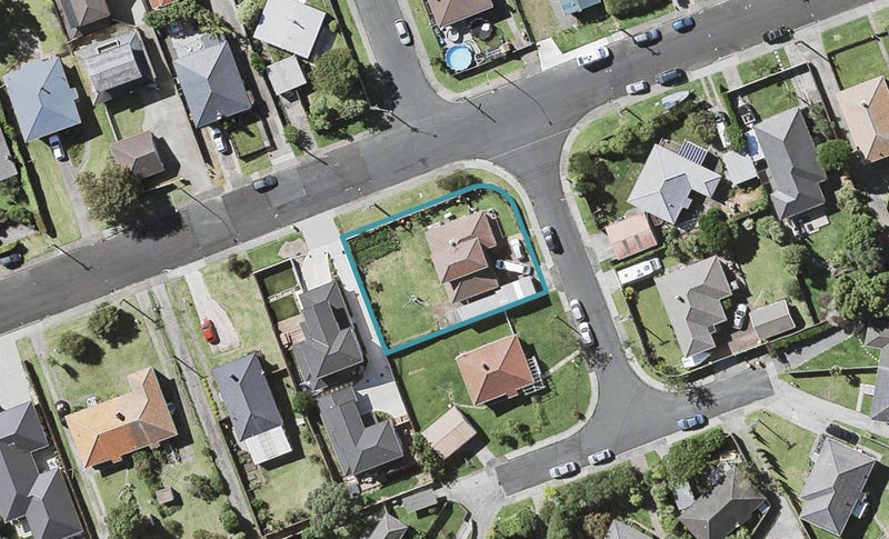 1 Tui Street, Belmont, Auckland - Carousel 1