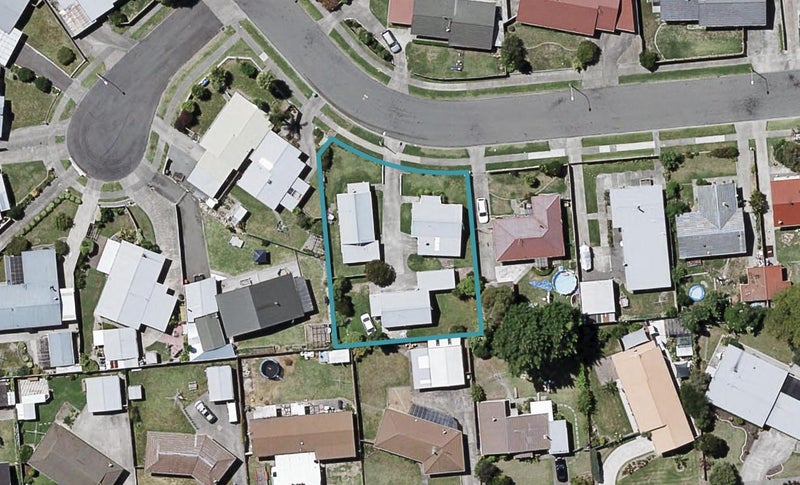 2/27 Lanark Crescent, Tamatea, Napier - Carousel 1