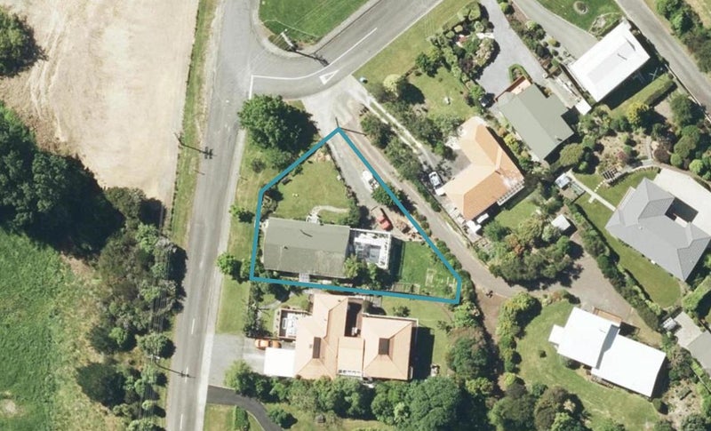 21 Boons Valley Road, Waikawa, Picton - Carousel 1
