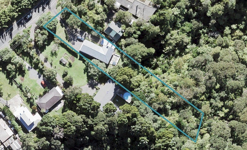 790 West Coast Road, Oratia, Auckland - Carousel 1
