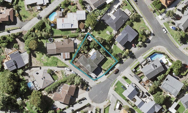 3 Bemrose Place, Cockle Bay, Auckland - Carousel 1