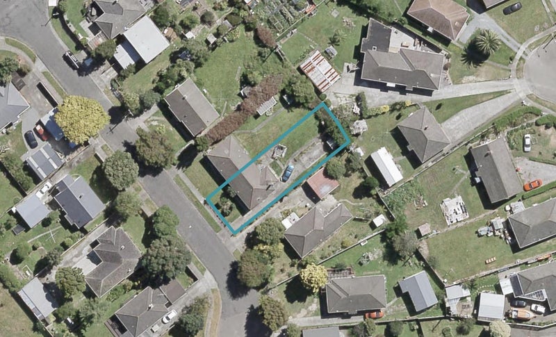 4 Hamua Grove, Waiwhetu, Lower Hutt - Carousel 1