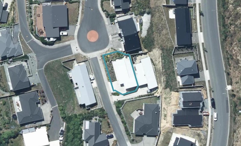 55 Spyglass Lane, Whitby, Porirua - Carousel 1