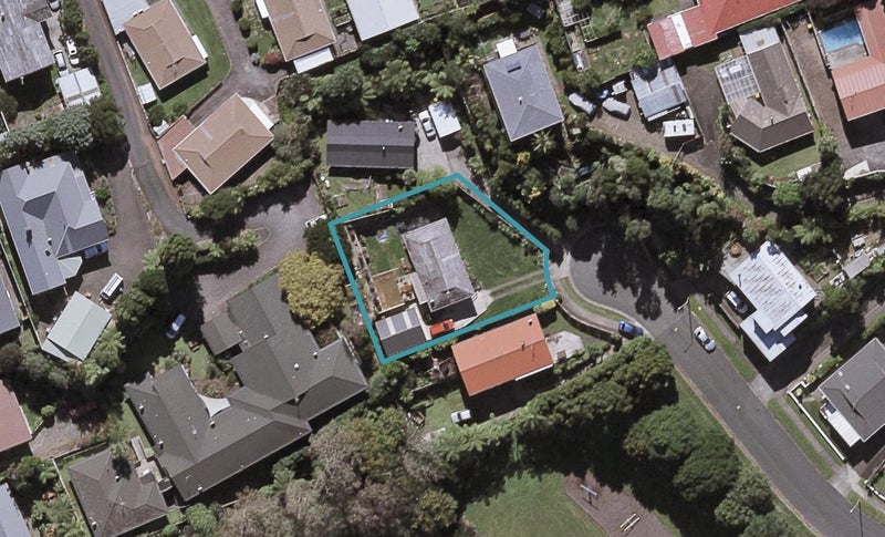 29 Kenmore Street, Westown, New Plymouth - Carousel 1