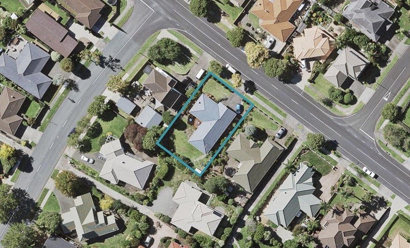 22 Kilimanjaro Drive, Northpark, Auckland - Carousel 1