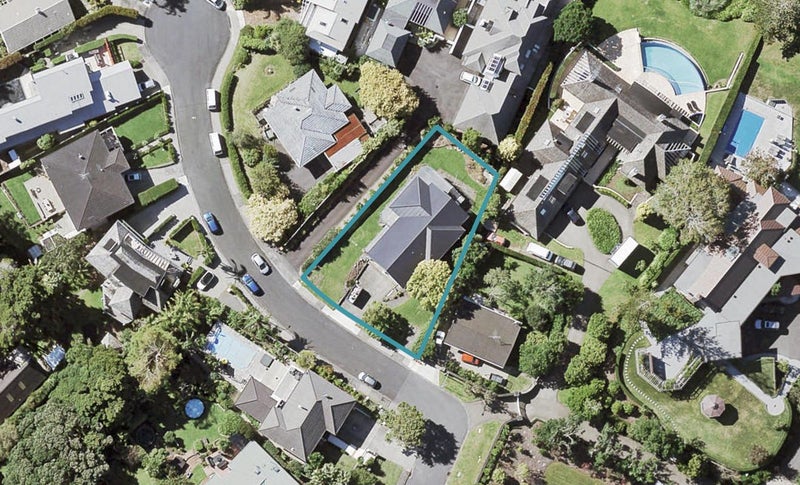 1 Pleasant Place, Mellons Bay, Auckland - Carousel 1