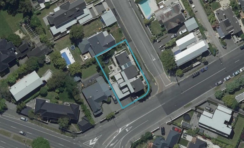 1 Queens Avenue, Merivale, Christchurch - Carousel 1
