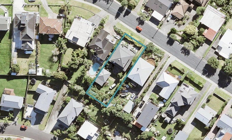 205 Vipond Road, Stanmore Bay, Whangaparaoa - Carousel 1