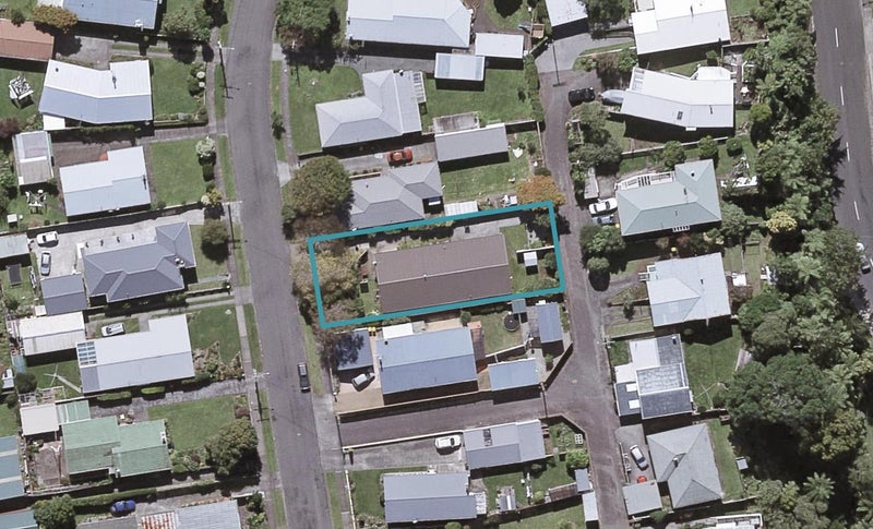 13 Manu Crescent, Upper Vogeltown, New Plymouth - Carousel 1