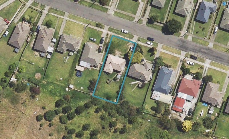 39 Cambridge Terrace, Kaiti, Gisborne - Carousel 1