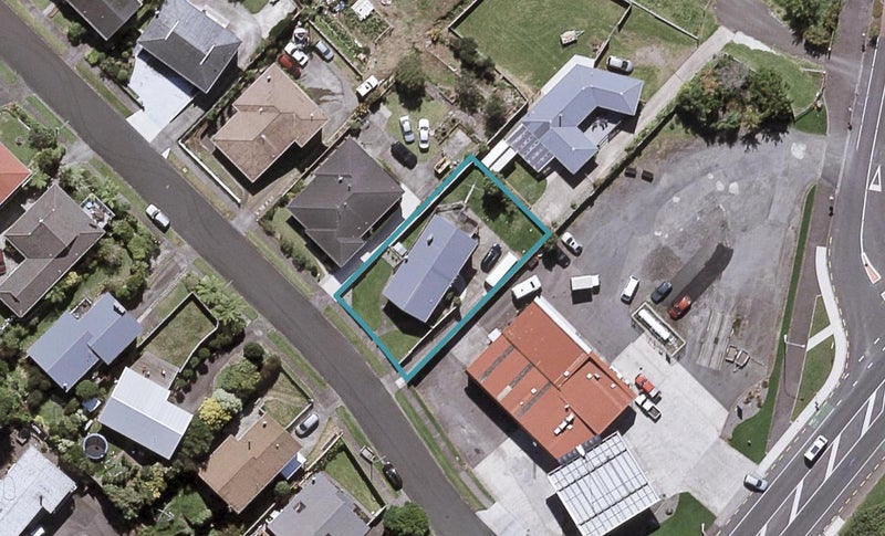 59 Crownhill Street, Spotswood, New Plymouth - Carousel 1