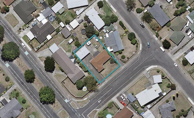 4 Hove Street, Flaxmere, Hastings - Carousel 1