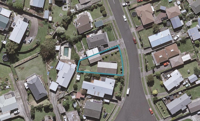 8 Sole Avenue, Bell Block, New Plymouth - Carousel 1