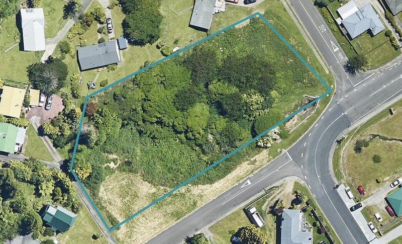 69 Old Quarry Road, SELWYN HEIGHTS, ROTORUA - Carousel 1