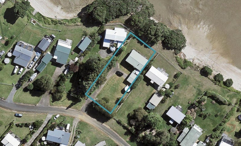16 Sergeant Road, Āwhitu - Carousel 1