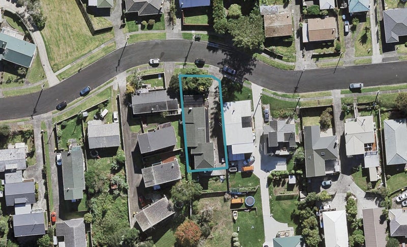 18 Neal Avenue, Glenfield, Auckland - Carousel 1