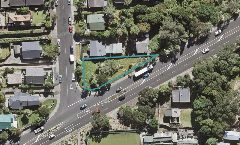 15 Mahara Avenue, Birkenhead, Auckland - Carousel 1