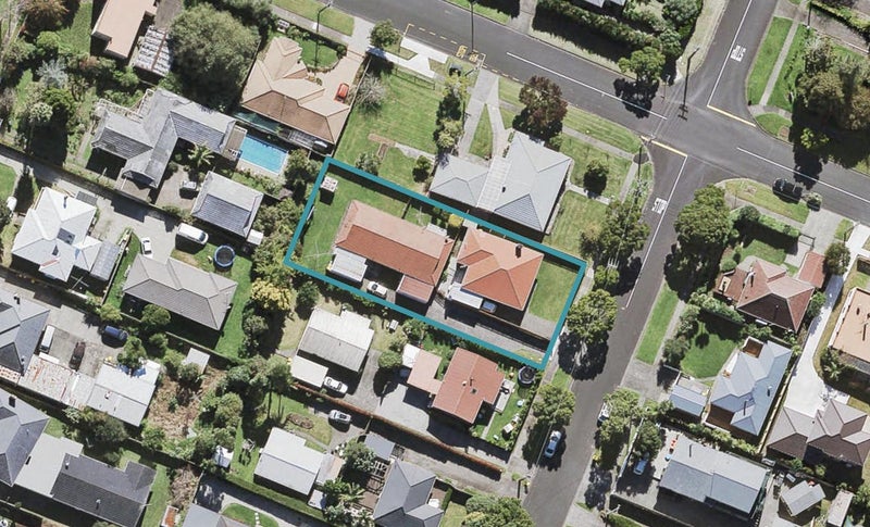 3/18 Koromiko Street, New Lynn, Auckland - Carousel 1