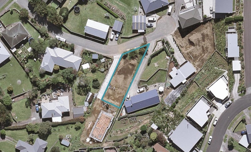 8 Lavender Close, Spotswood, New Plymouth - Carousel 1