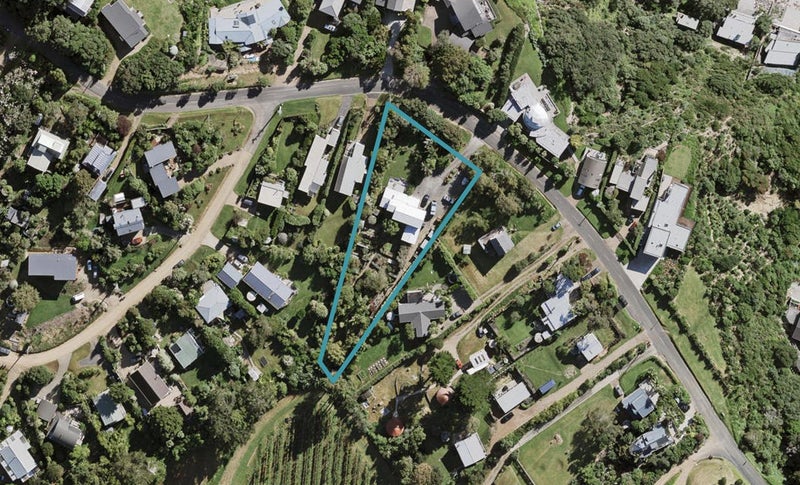 393 Sea View Road, Onetangi, Waiheke Island - Carousel 1