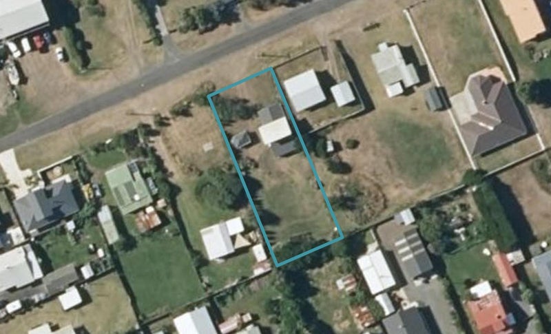 12 Chaffey Street, Foxton Beach, Foxton - Carousel 1