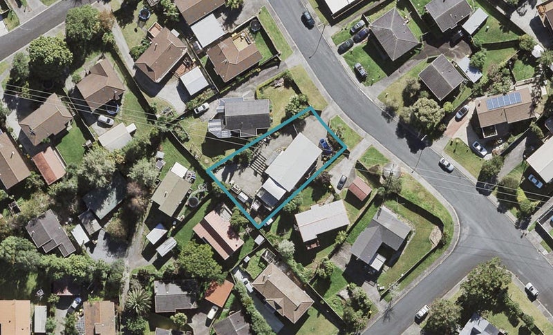 28 Hale Crescent, Bayview, Auckland - Carousel 1