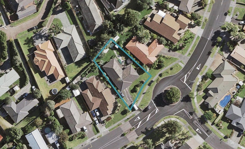 10 Tington Avenue, Wattle Downs, Auckland - Carousel 1