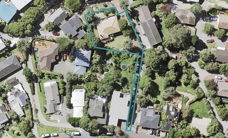 651 Beach Road, Rothesay Bay, Auckland - Carousel 1