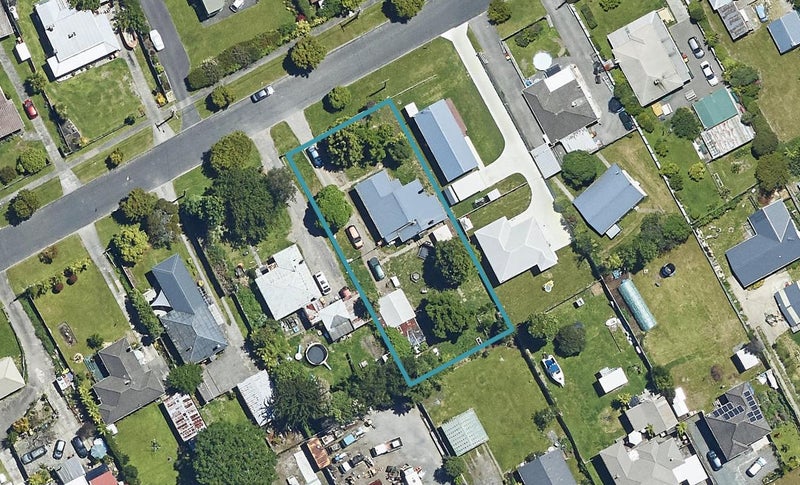 11 Salisbury Road, Fairy Springs, Rotorua - Carousel 1