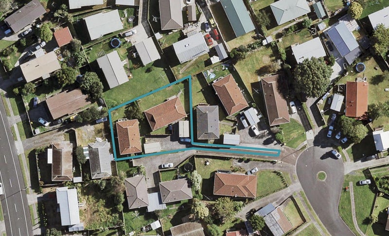 18 De Bloge Place, Clendon Park, Auckland - Carousel 1