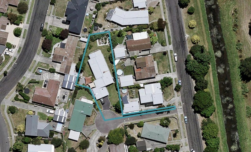 21 Titoki Crescent, Pirimai, Napier - Carousel 1