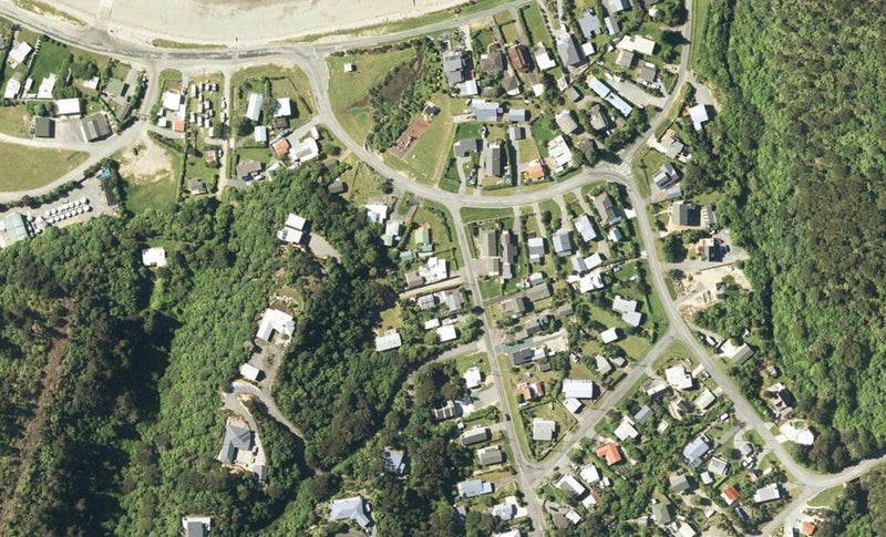 4 Old Mill Road, French Pass - Carousel 1