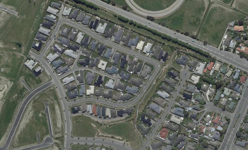 21 Conie Glen Lane, Broomfield, Christchurch - Carousel 1