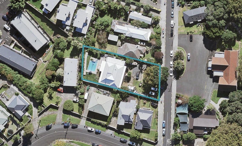 2 School Road, Morningside, Auckland - Carousel 1