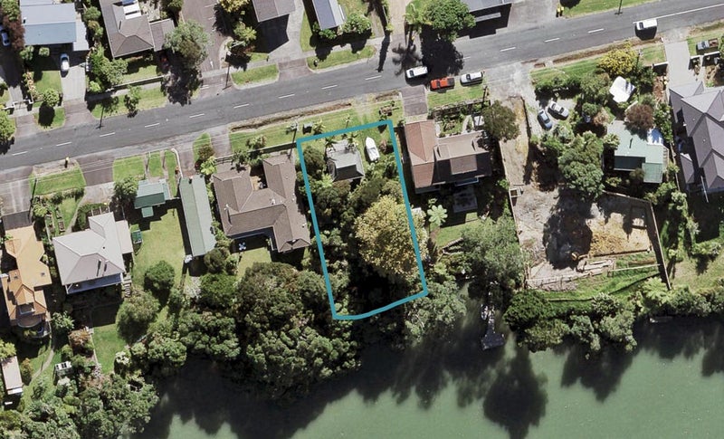61 Ferry Parade, Herald Island, Auckland - Carousel 1