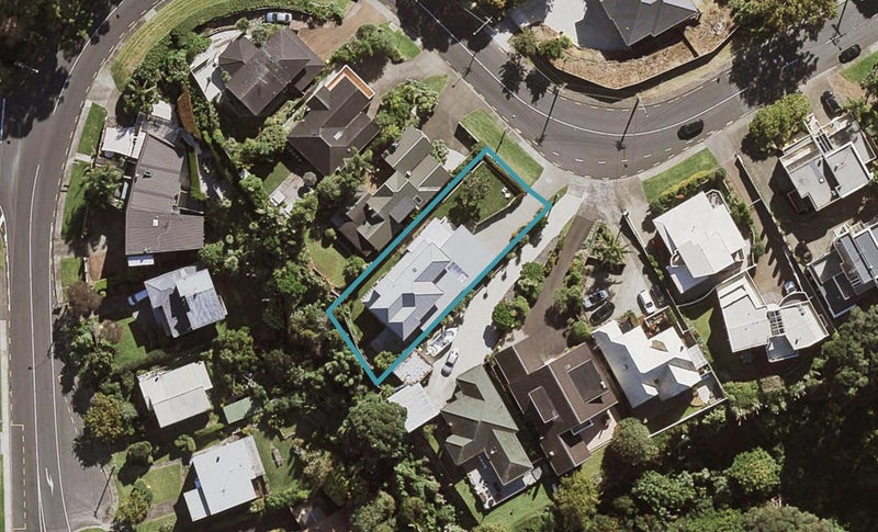 21 Sylvan Avenue, Northcote, Auckland - Carousel 1