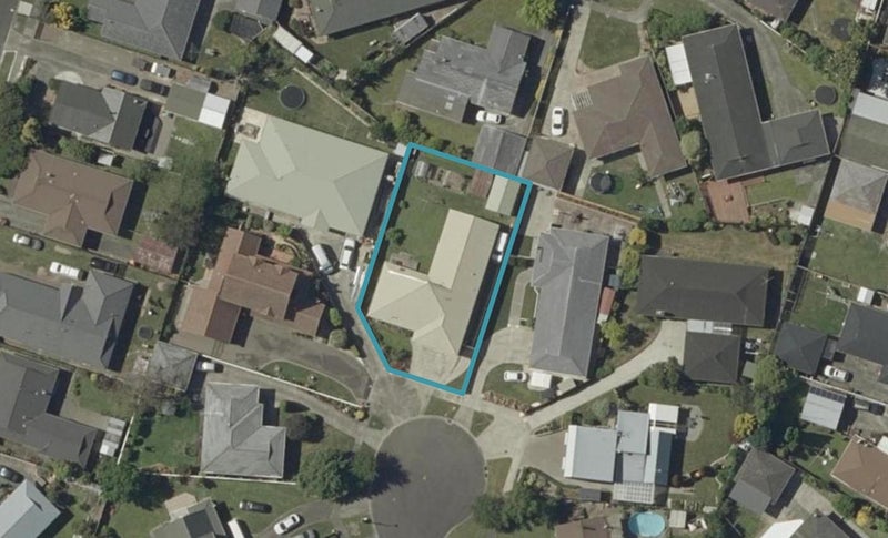 8 Sheraton Grove, Highbury, Palmerston North - Carousel 1