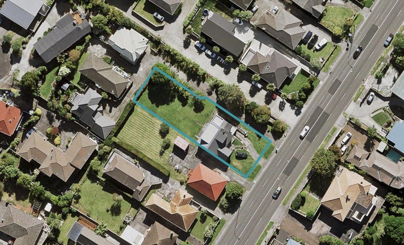235 Hillsborough Road, Hillsborough, Auckland - Carousel 1