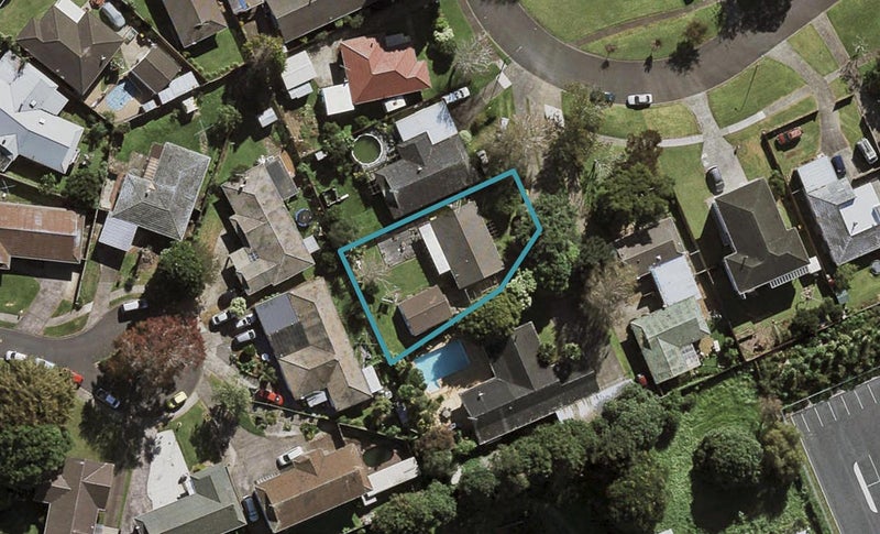 46 Windoma Circle, Manukau, Auckland - Carousel 1