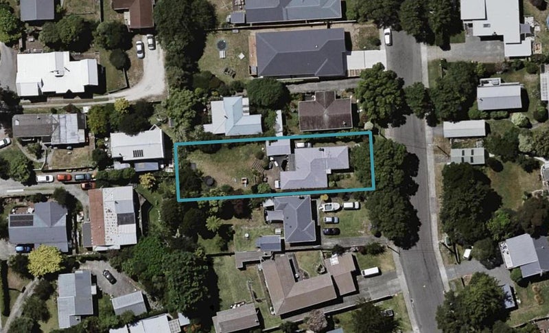 107 Alexander Road, Raumati Beach, Paraparaumu - Carousel 1