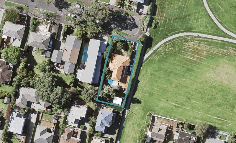 47 Colchester Avenue, Glendowie, Auckland - Carousel 1