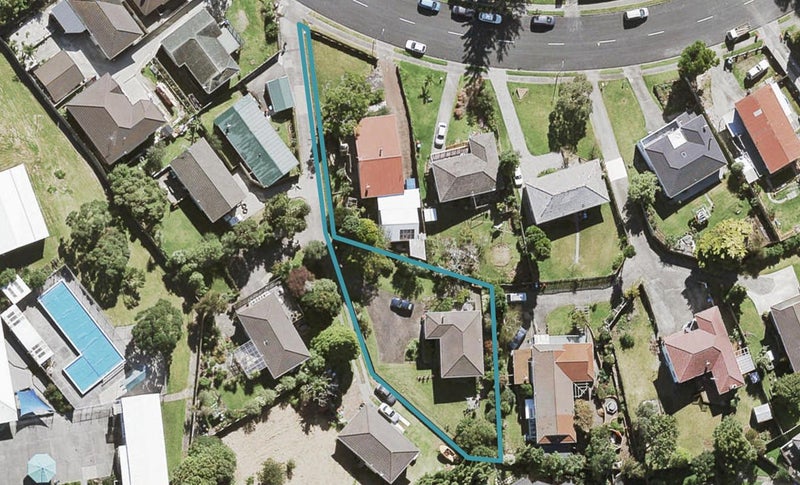 37 Athenic Avenue, Lynfield, Auckland - Carousel 1