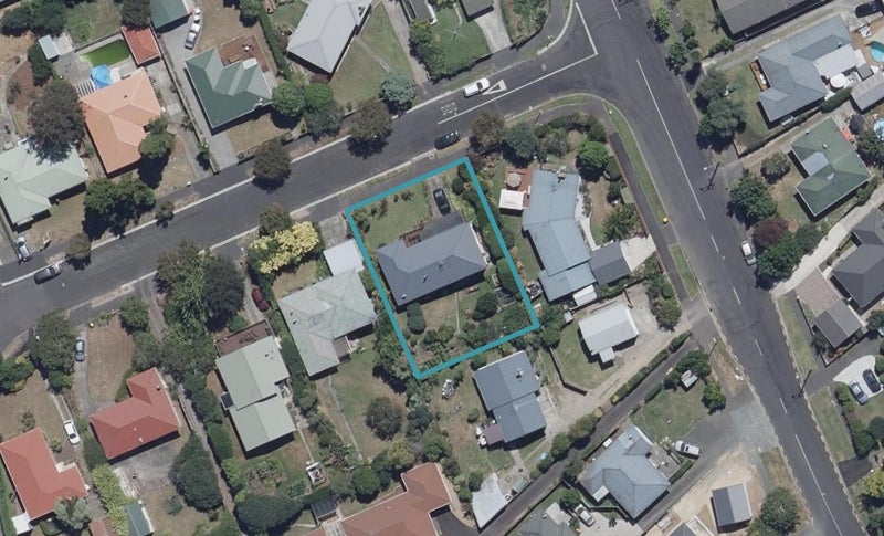 3 Clark Place, Hillcrest, Hamilton - Carousel 1